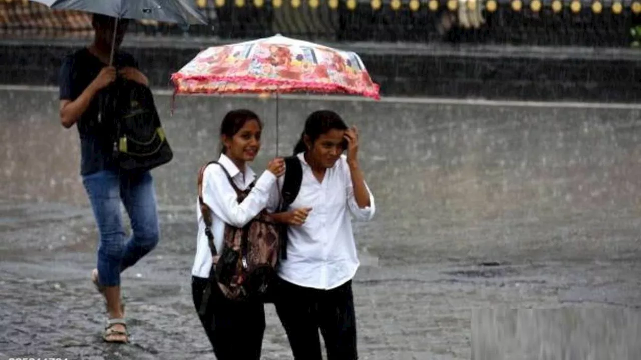 Weather: पहाड़ से मैदान तक भारी बारिश ने मचाया कहर, कहीं फटे बादल तो कहीं भूस्खलन बना आफत; पढ़ें ताजा अपडेट्स