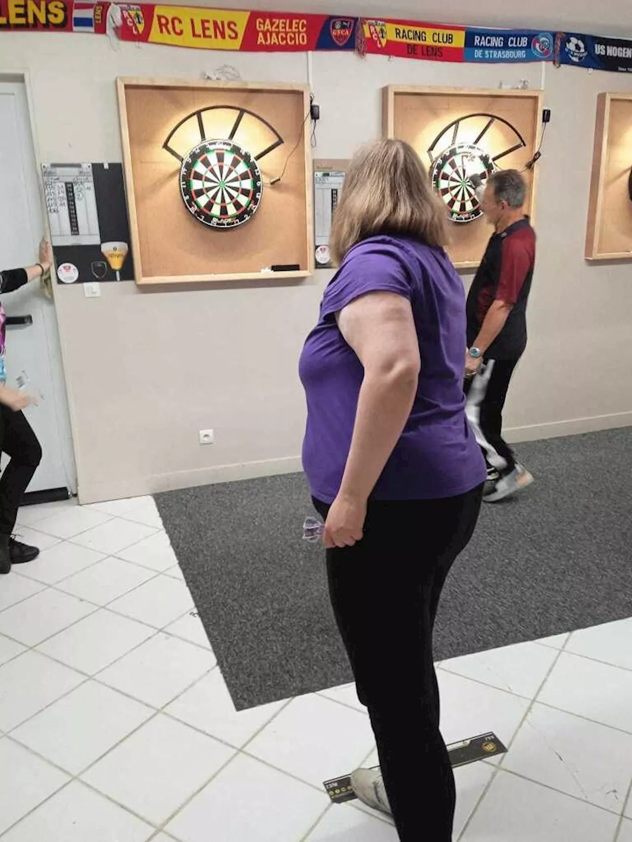 Deux passionnés créent un club de fléchettes traditionnelles à Ault