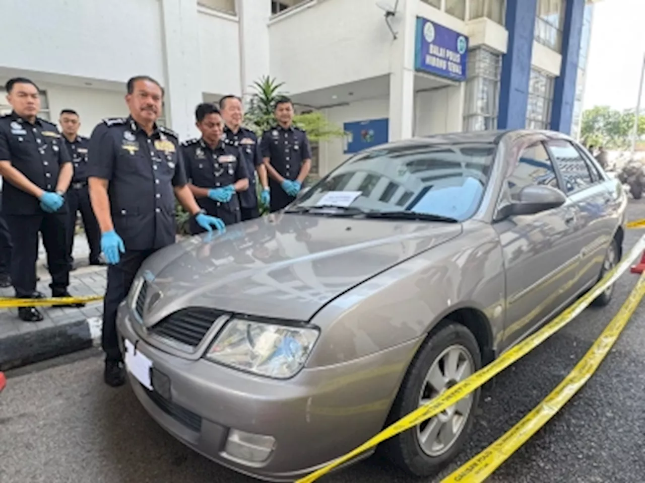 Penang police kill two Vietnamese factory robbers in predawn shootout at Bukit Panchor