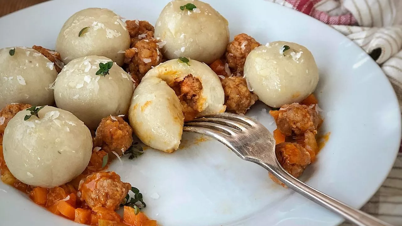 Gnocchi Ripieni alla Salsiccia: Ricetta Deliziosa e Semplice