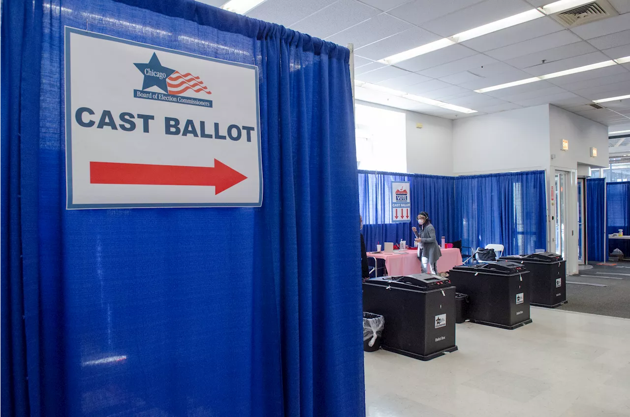 Early voting begins in several suburban counties in Chicago area