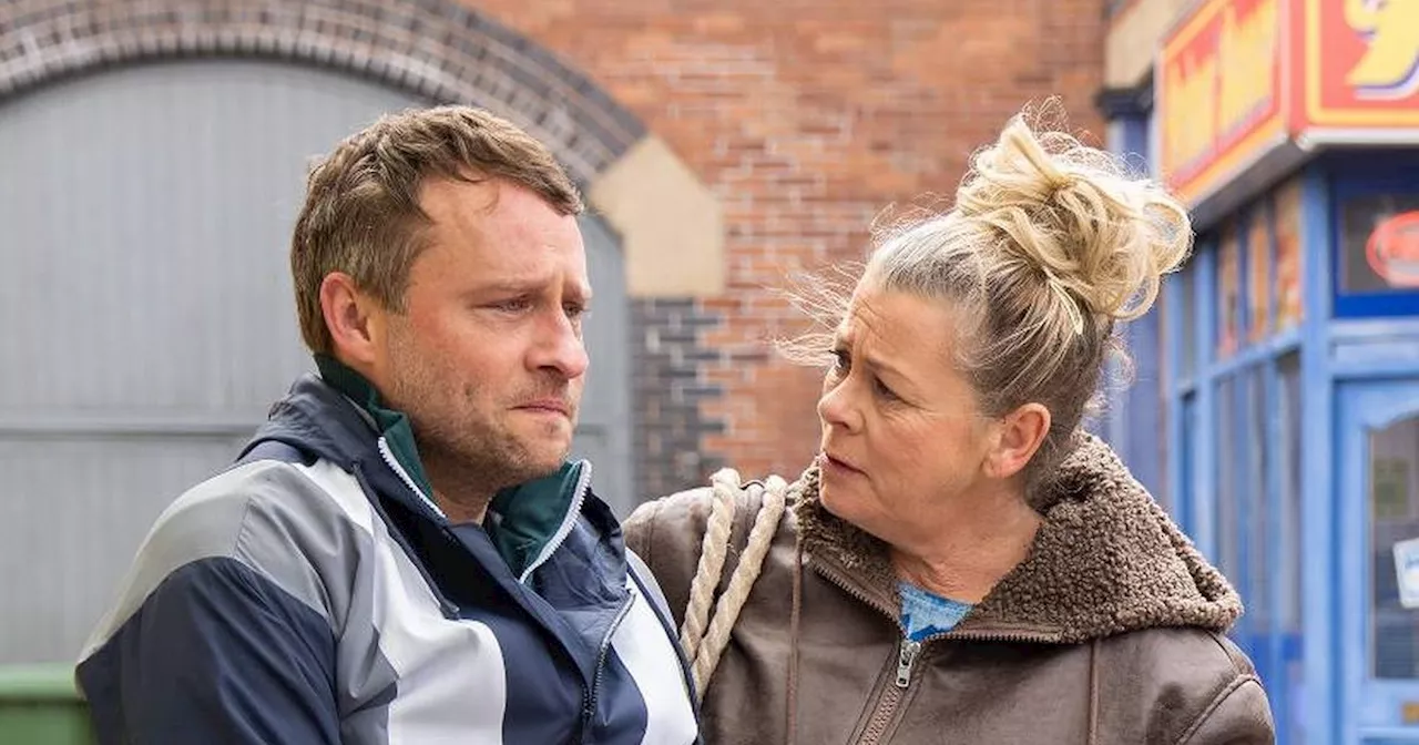 Coronation Street star's three-word response to former co-star