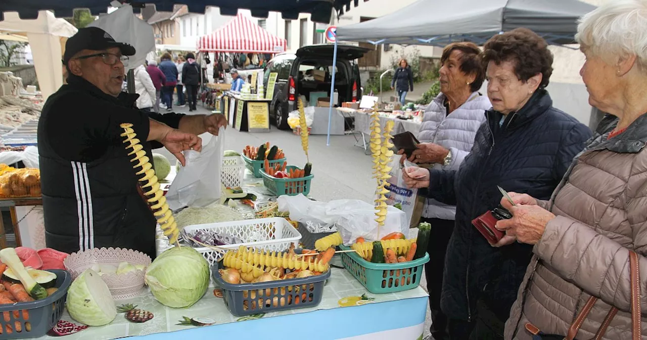 Bürener Oktobermarkt startet mit Feilschen, Handeln und Freibier