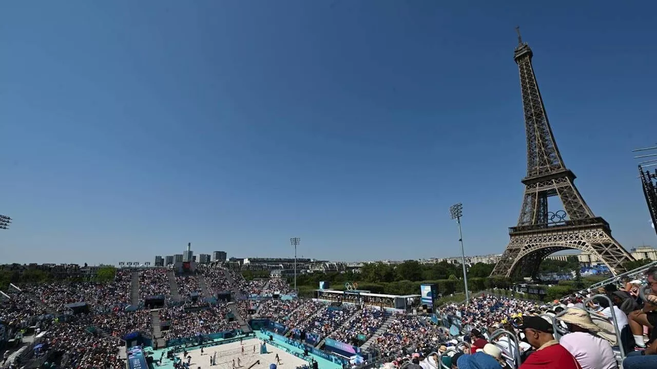 Bassins de natation, sable de la Tour Eiffel : que vont devenir les infrastructures des JO 2024 ?