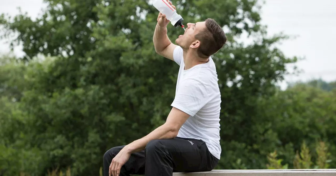 Tipps: So schützt man die Trinkflasche vor Keimen