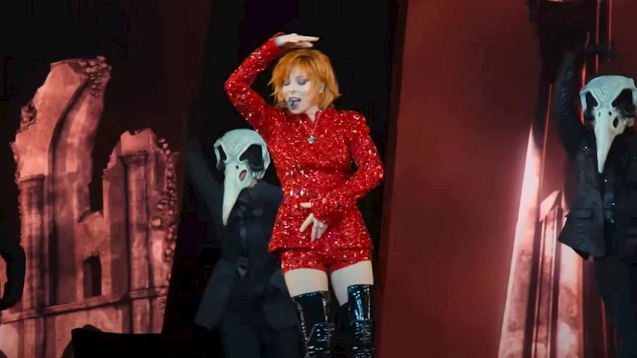 Mylène Farmer au Stade de France : pourquoi les médias français couvrent-ils autant l’événement ?