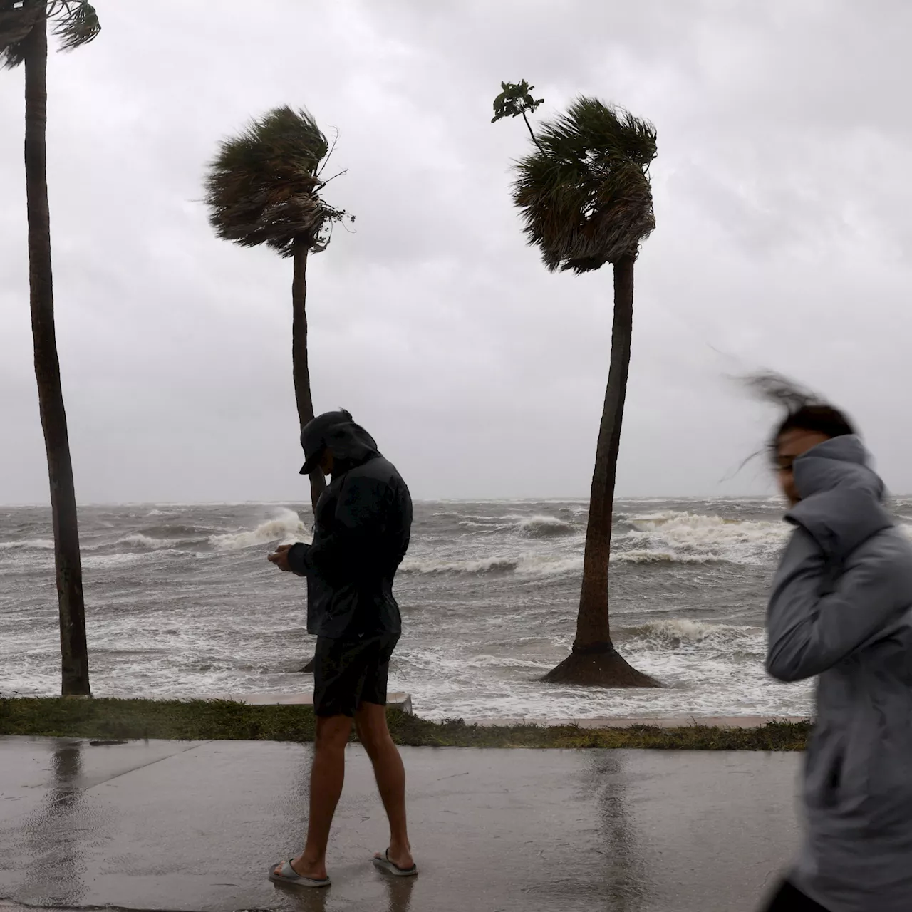 Floride : l'ouragan Hélène 'extrêmement dangereux' s'apprête à s'abattre sur l'État américain