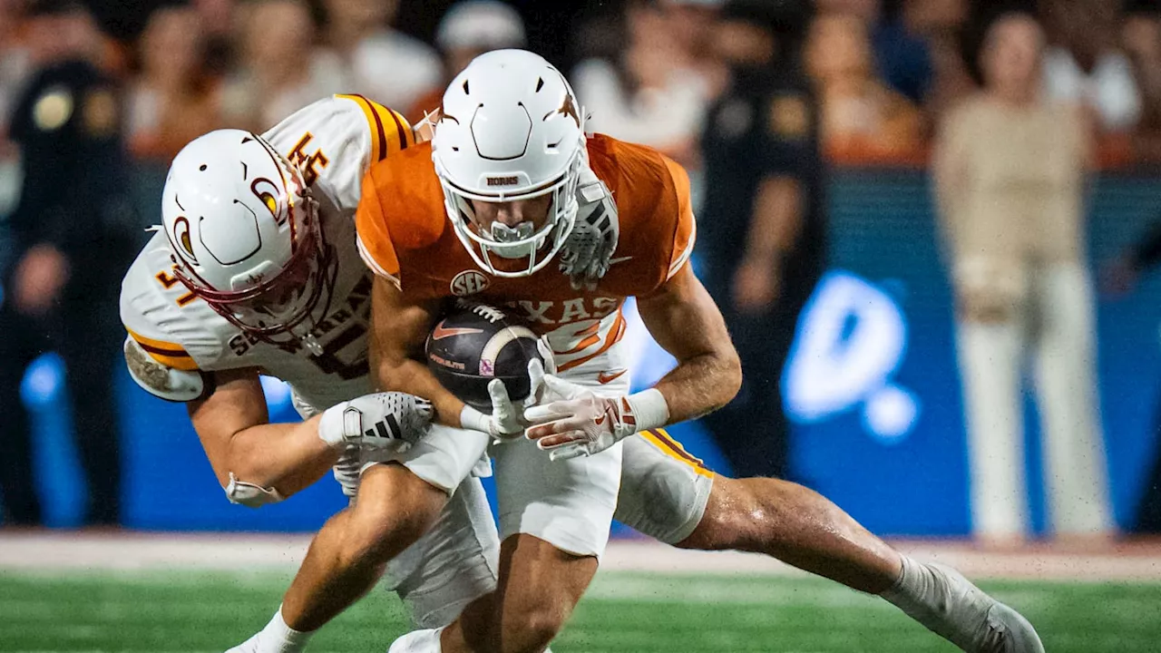 Texas Rules Out Two Players, Adds Two Names to Latest Injury Report