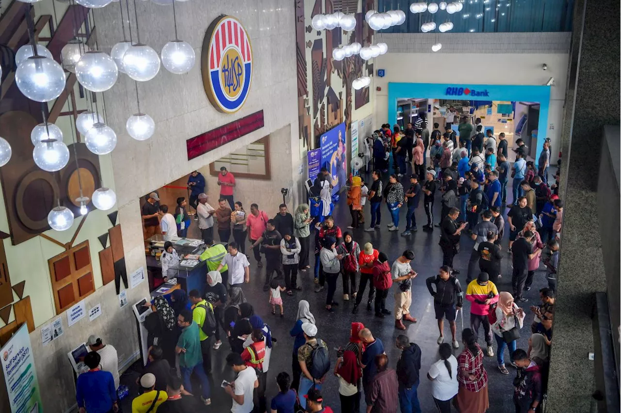 Majority of under 30s fall short of minimum EPF savings