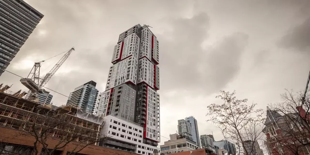 New Condo Construction In Toronto To “Fall Off A Cliff”