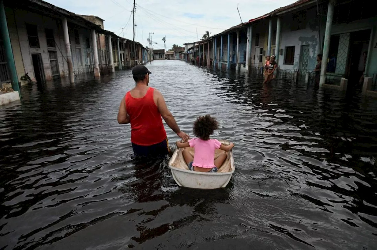 Florida braces for 'unsurvivable' Hurricane Helene