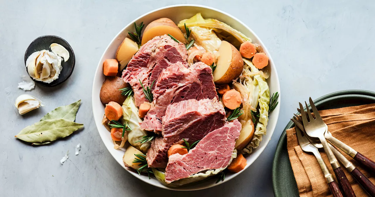 Slow-Cooker Corned Beef and Cabbage Recipe