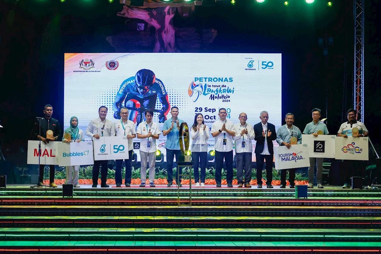 LTdL 2024: Dataran Lang kembali memeriahkan Majlis Pengenalan 22 pasukan