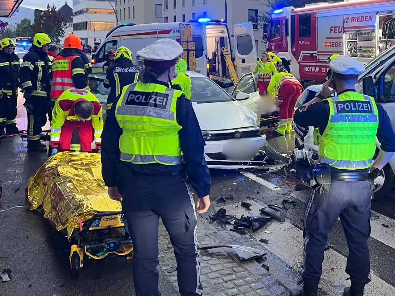 Frontalcrash in Bregenz: Polizei äußert jetzt Vermutung zur Unfallursache