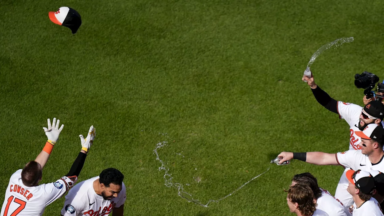 One Extraordinary Photo: AP photographer catches an Orioles celebration