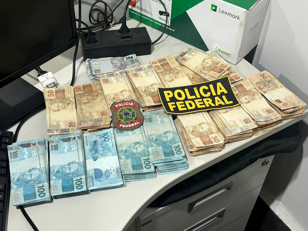 Polícia Federal prende 4 pessoas com quase R$ 100 mil para suposta compra de votos no Amapá