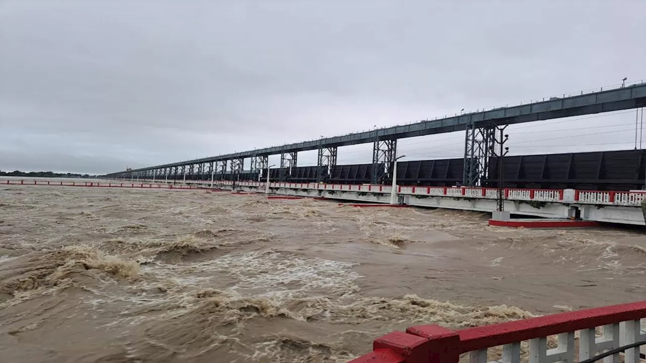 Bihar Flood News: कोसी में हाई अलर्ट, उठा दिए गए बराज के सभी 56 फाटक; लोगों से सावधान रहने की अपील