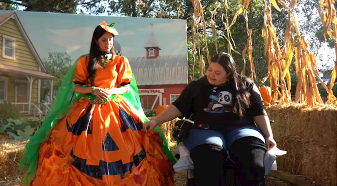UIW Student Designs Costume for SeaWorld's Spooktacular Halloween Event