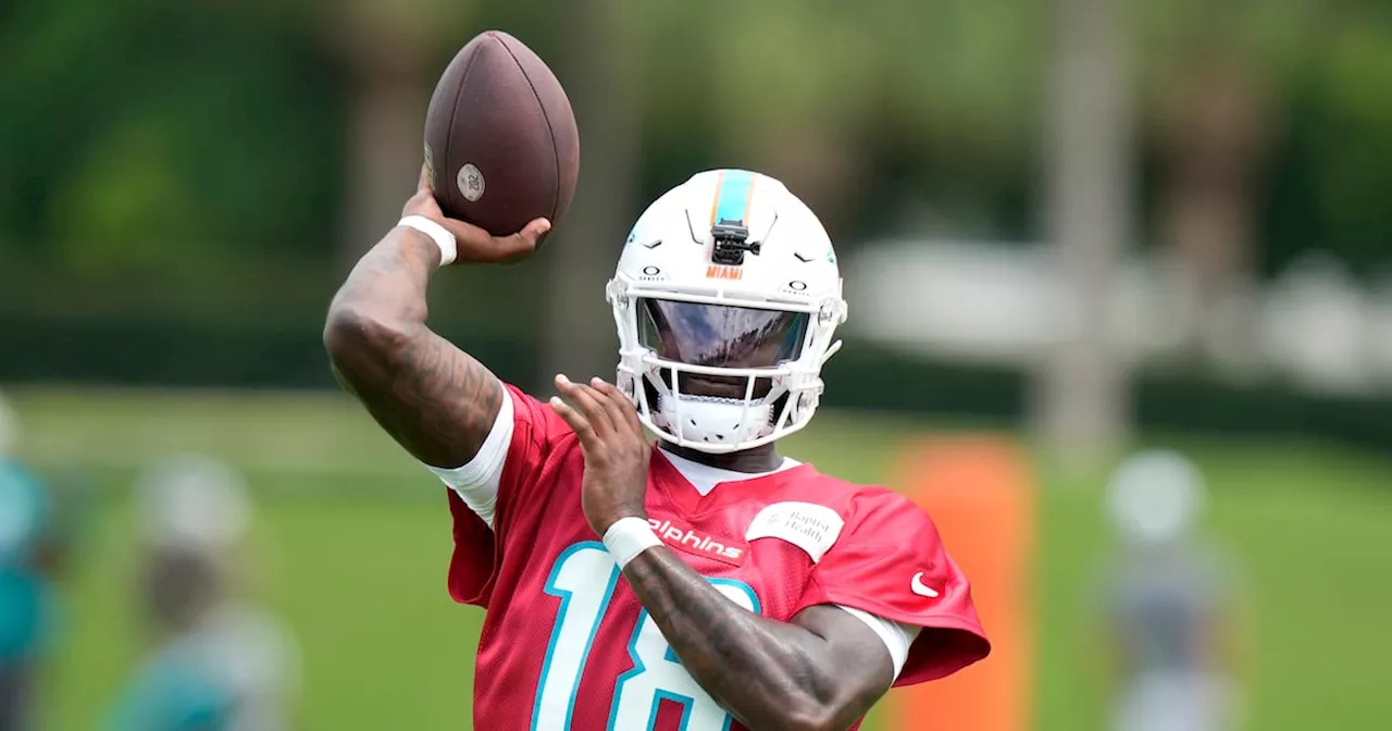 Dolphins optan por el quarterback Tyler Huntley en lugar del lesionado Thompson ante Titans