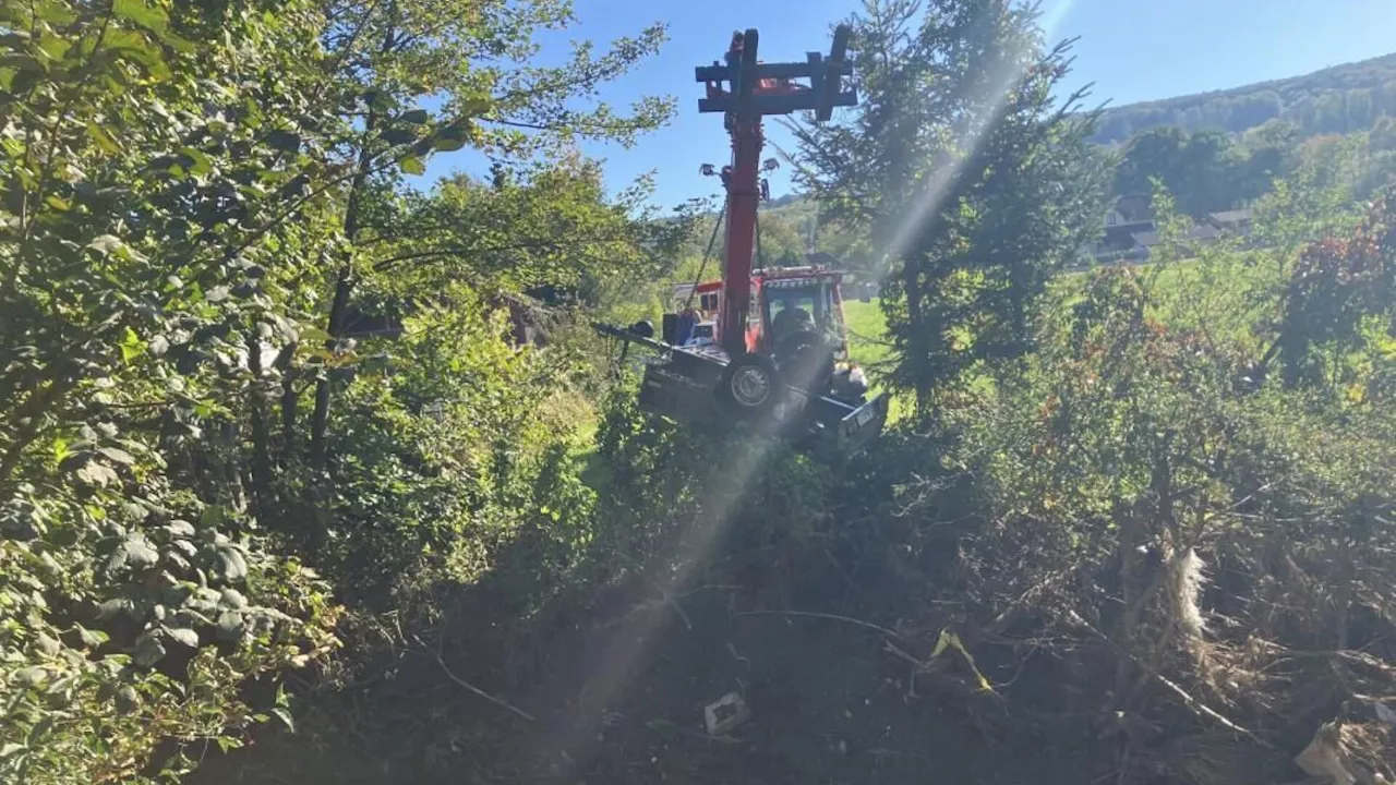 Nach Hochwasser tauchte Anhänger im Anzbach auf