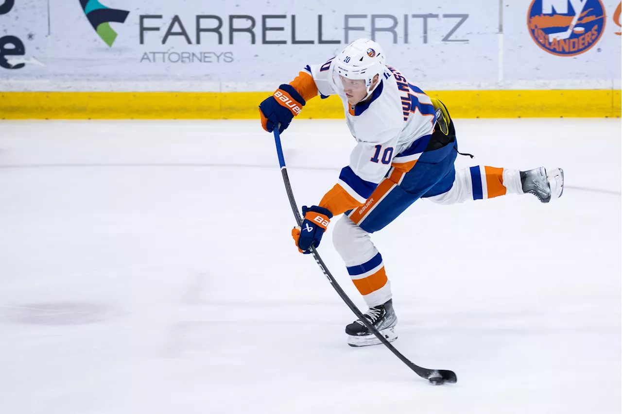 Simon Holmstrom could have chance to seize top-six Islanders spot