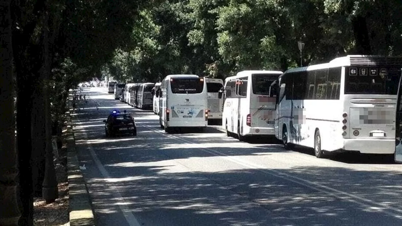 Il costo dei bus turistici a Roma triplica per il Giubileo 2025