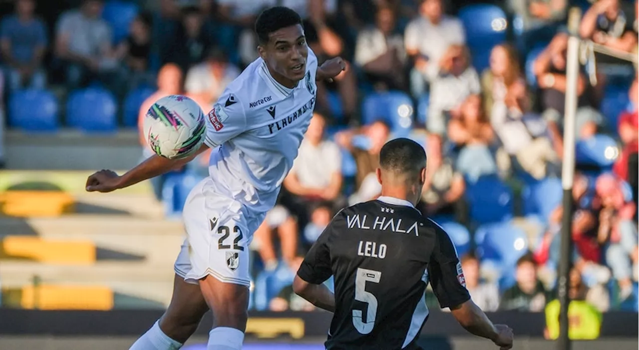 Empate a uma bola entre Casa Pia e Vitória de Guimarães