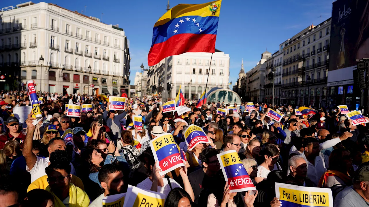 Miles de venezolanos se movilizan en España para reclamar la victoria electoral