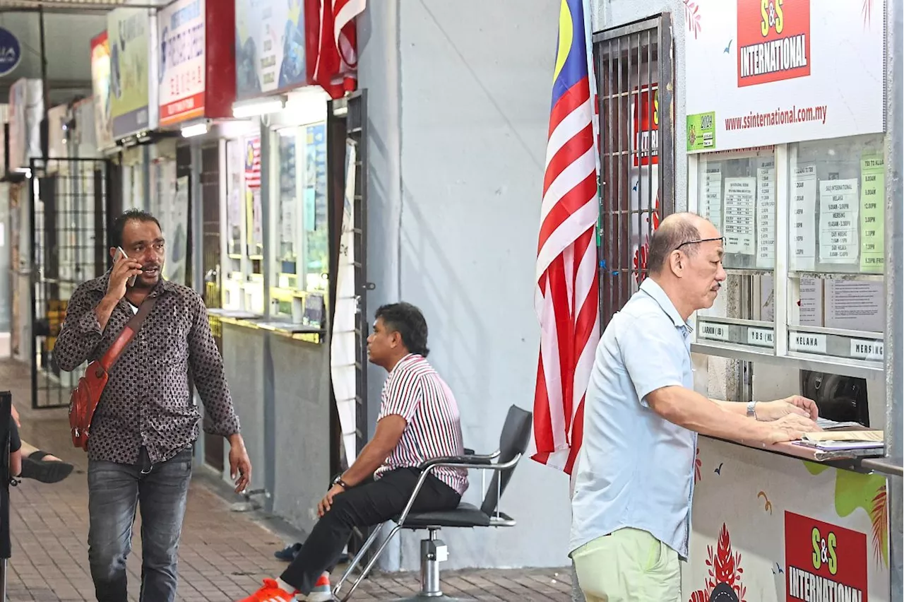 Johor MB assures smooth journey back for voters in Singapore