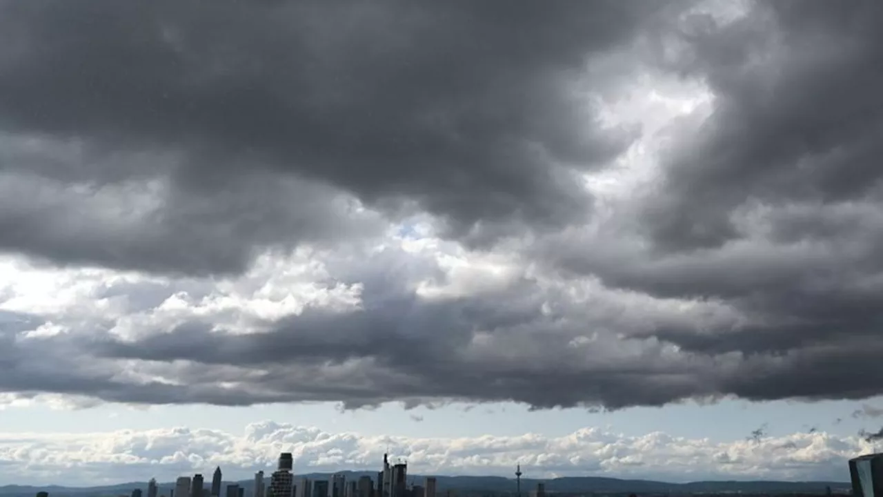 Wetterprognose: Herbstliches Wochenende in Hessen - regenfreier Sonntag