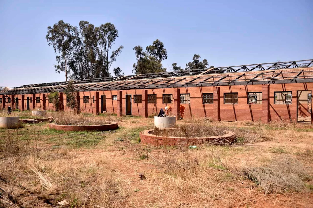 R160 million and still no school: Nancefield’s construction woes