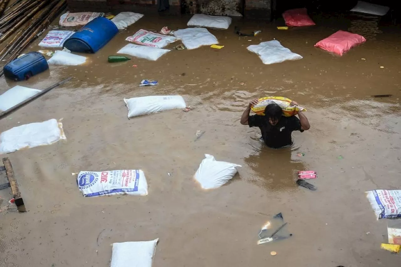 Kathmandu flooding leaves over 30 dead