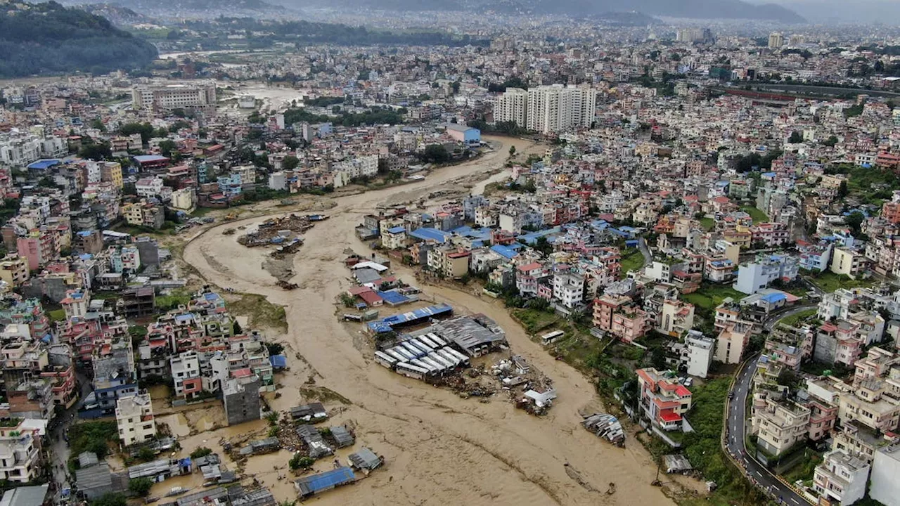 Überschwemmungen in Nepal: Zahl der Todesopfer steigt über 100