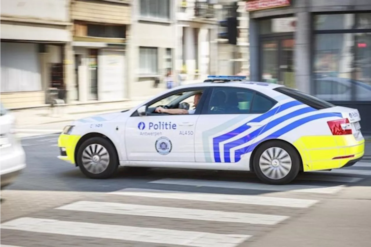 Antwerpse politie recupereert gestolen horloge van 200.000 euro uit toilet