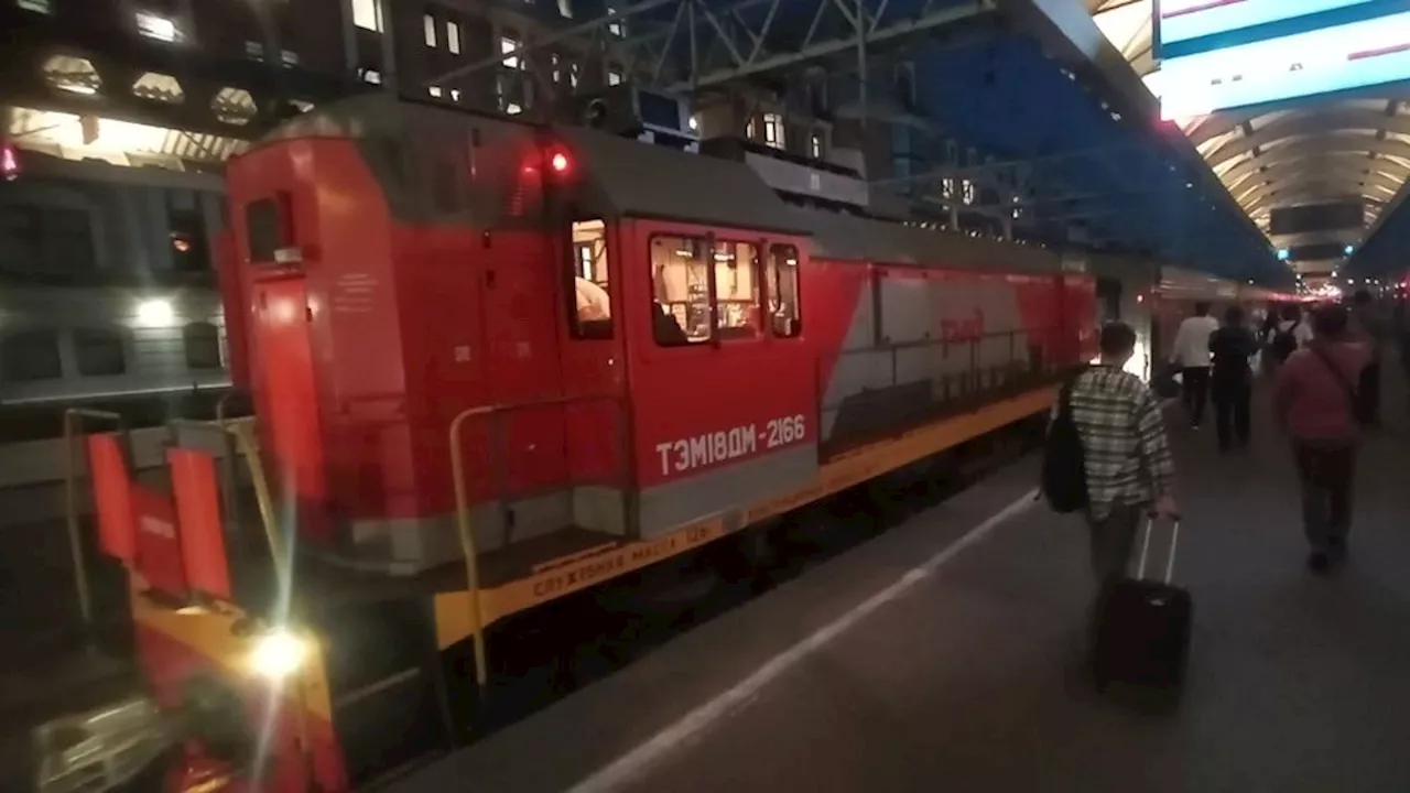 8 Jam Menembus Jalur Bersejarah Saint Petersburg-Moskwa dengan Kereta 'Sleeper'