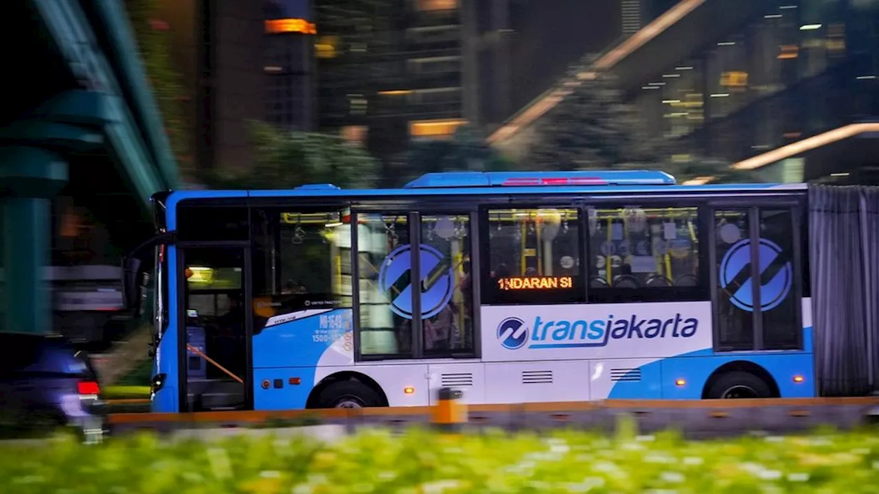 ”Catatan Cinta” Penumpang kepada Transjakarta