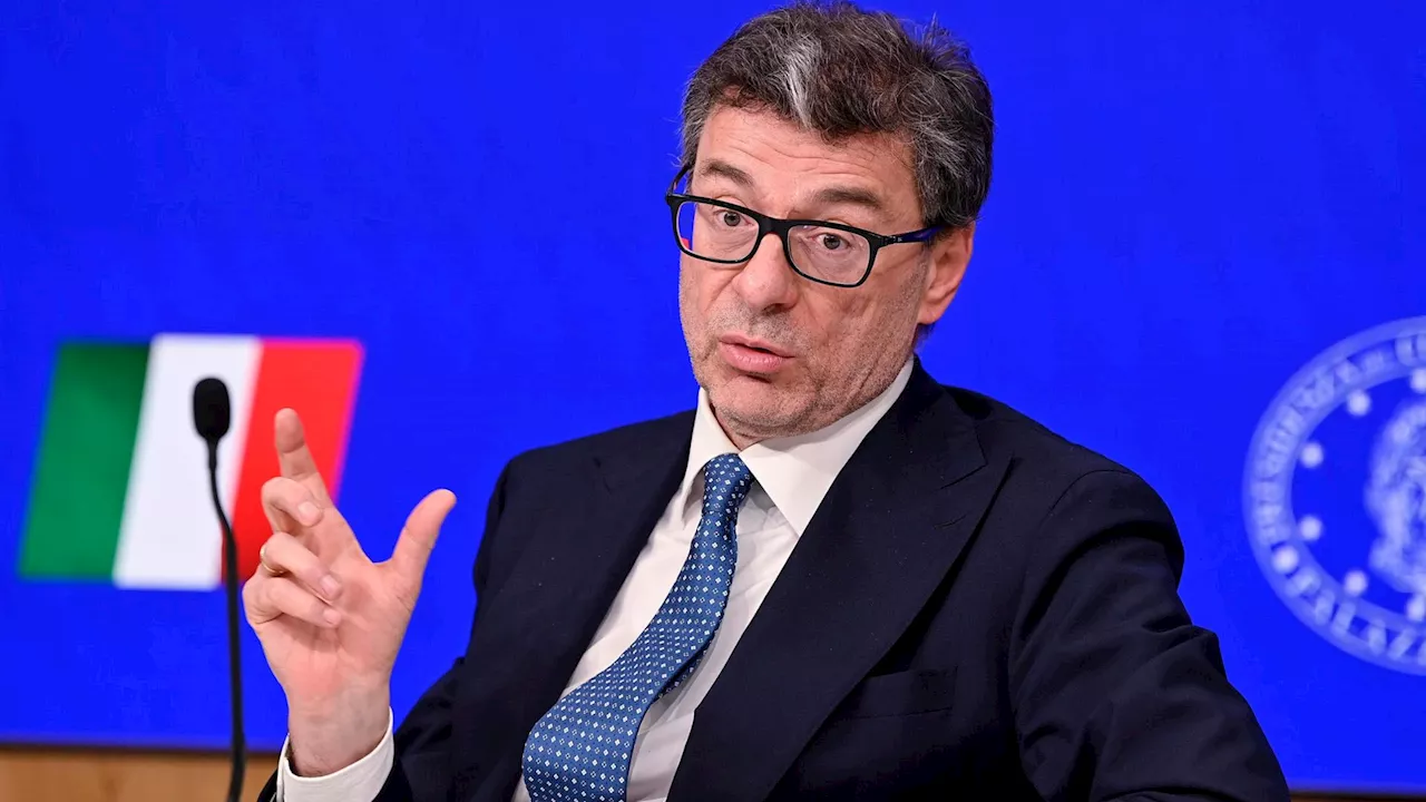 Giorgetti e i profili falsi sui social: “Io e Mattarella ci ritroviamo a pubblicizzare prodotti finanziari as…