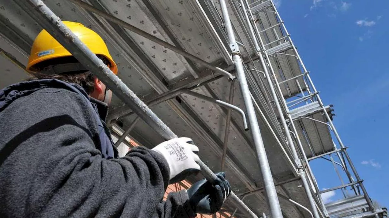 Sicurezza lavoro, in vigore la patente a punti nei cantieri edili. I soggetti coinvolti in Italia sono 830mila.