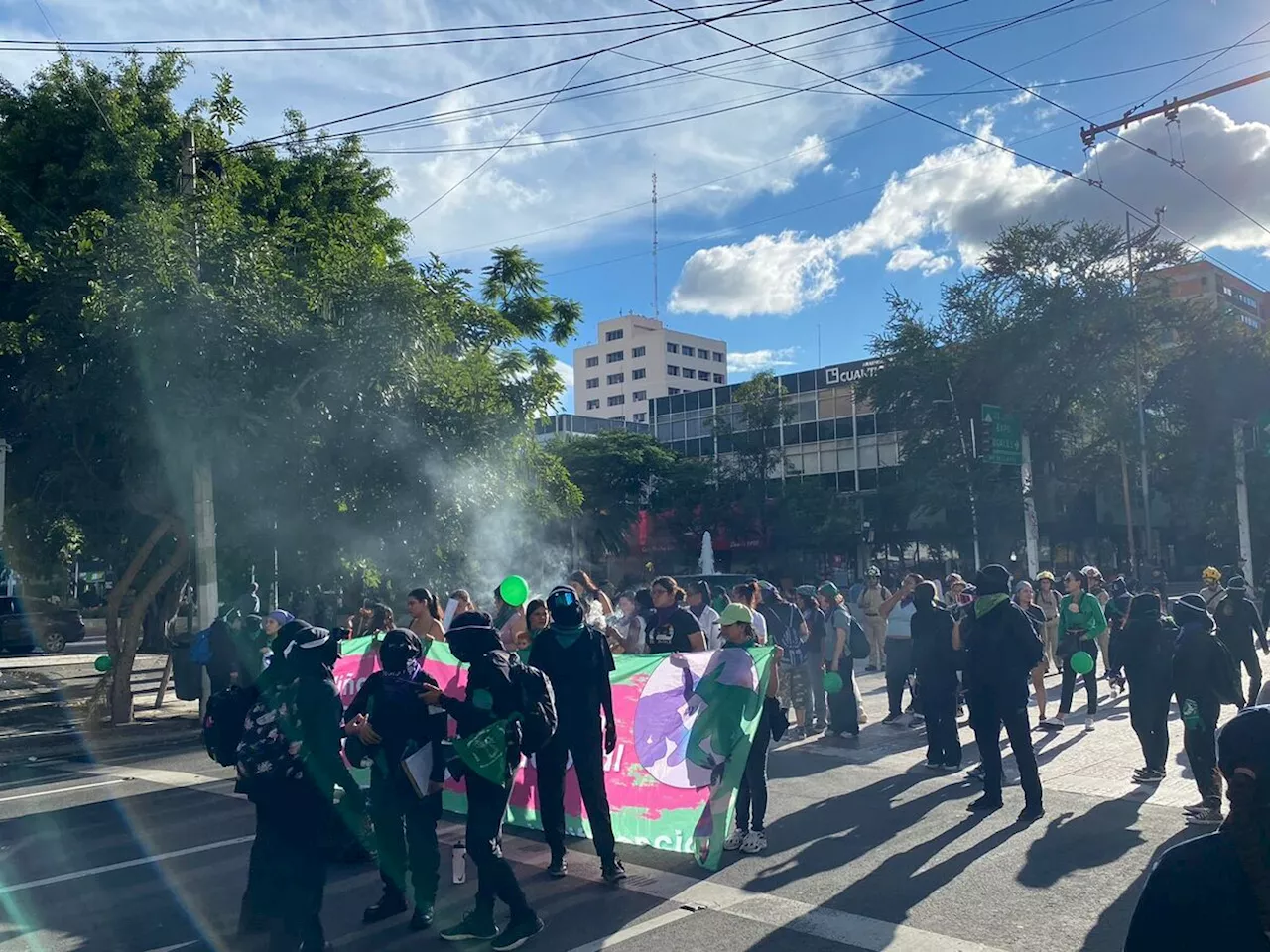 Marchan en Jalisco por la Despenalización del Aborto