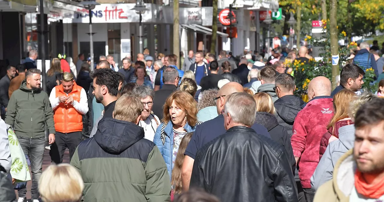 Start der Michaeliswoche lockt Zehntausende in die Gütersloher Innenstadt