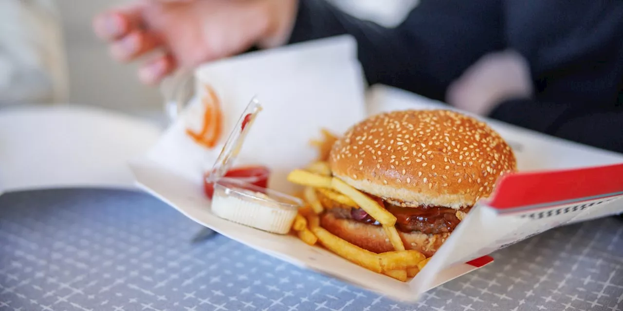 These Are the Most Unhealthy Fast Food Burgers in America, According to New Study