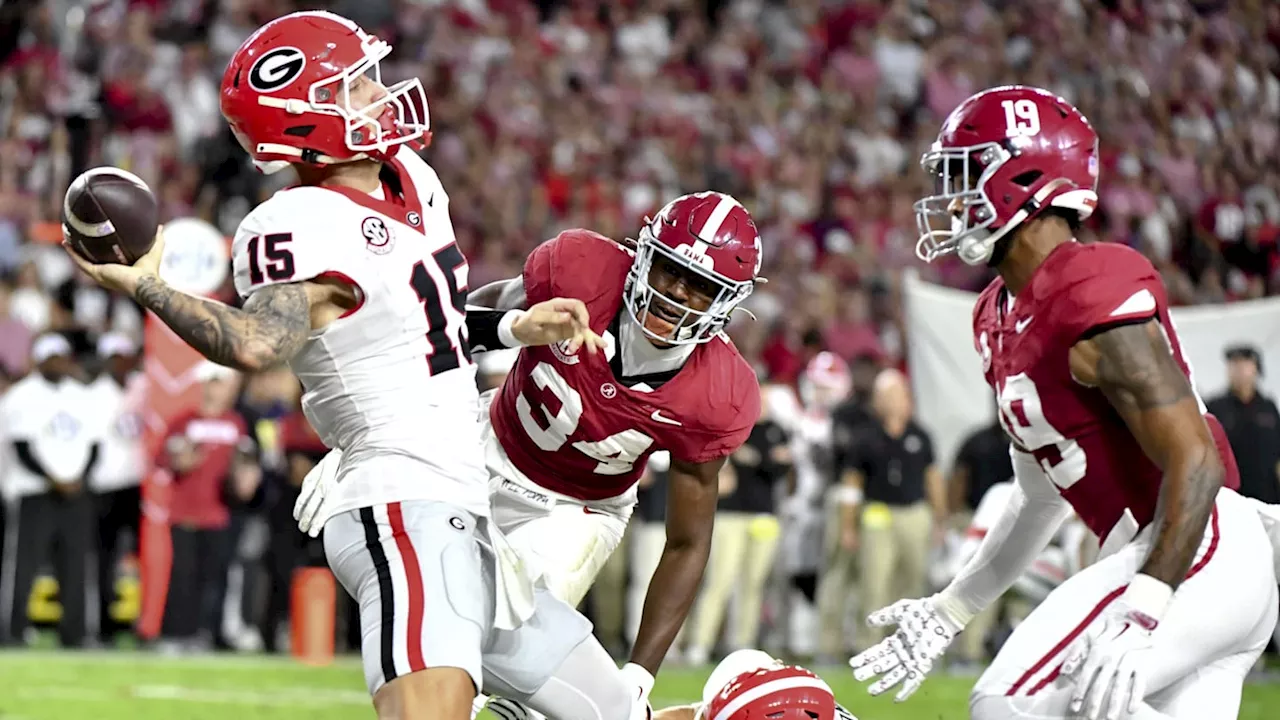 Carson Beck Struggles as Georgia Falls to Alabama in SEC Showdown