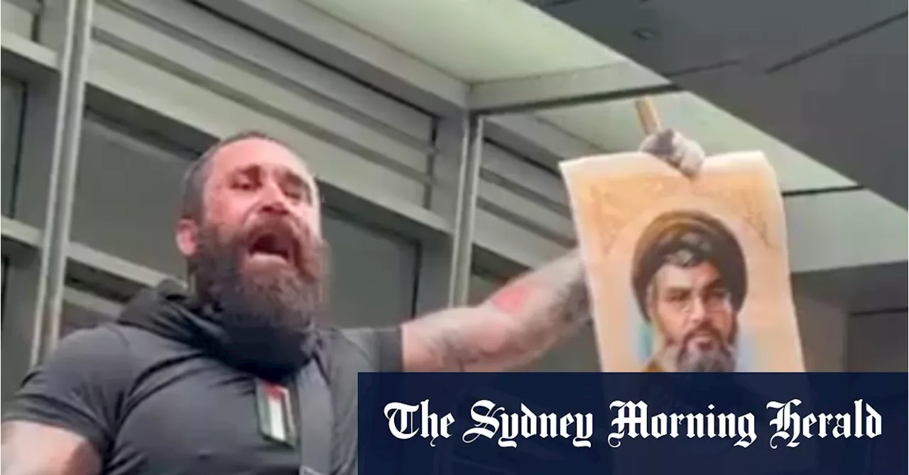 Demonstrators mourn slain Hezbollah leader at Sydney protests