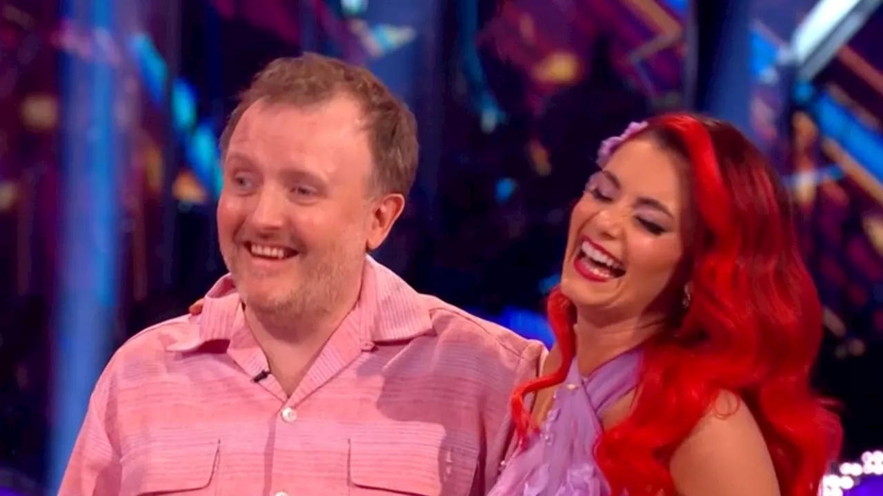 Strictly Come Dancing star Chris McCausland receives standing ovation for foxtrot