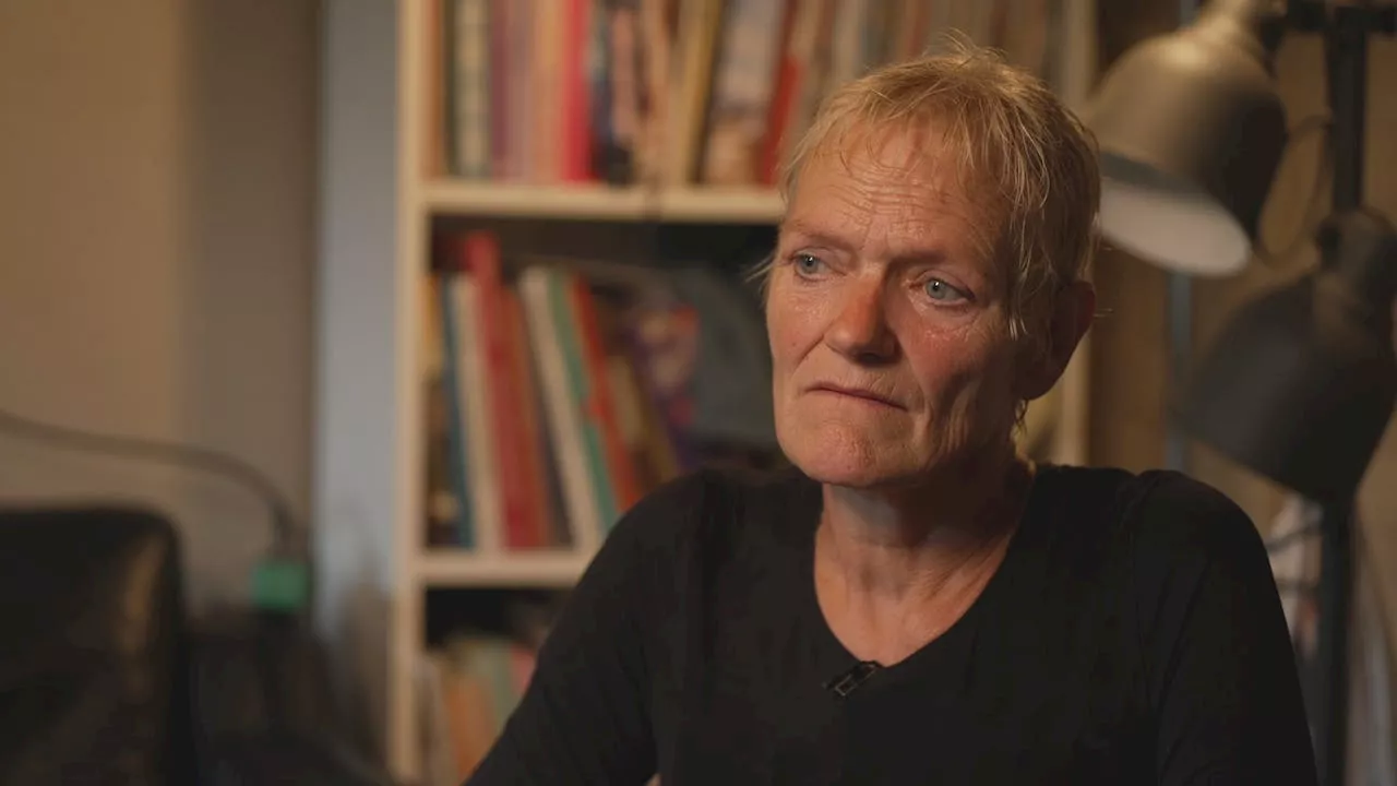 62-årig kan ikke skære sit eget morgenbrød, men hun får afslag på seniorpension