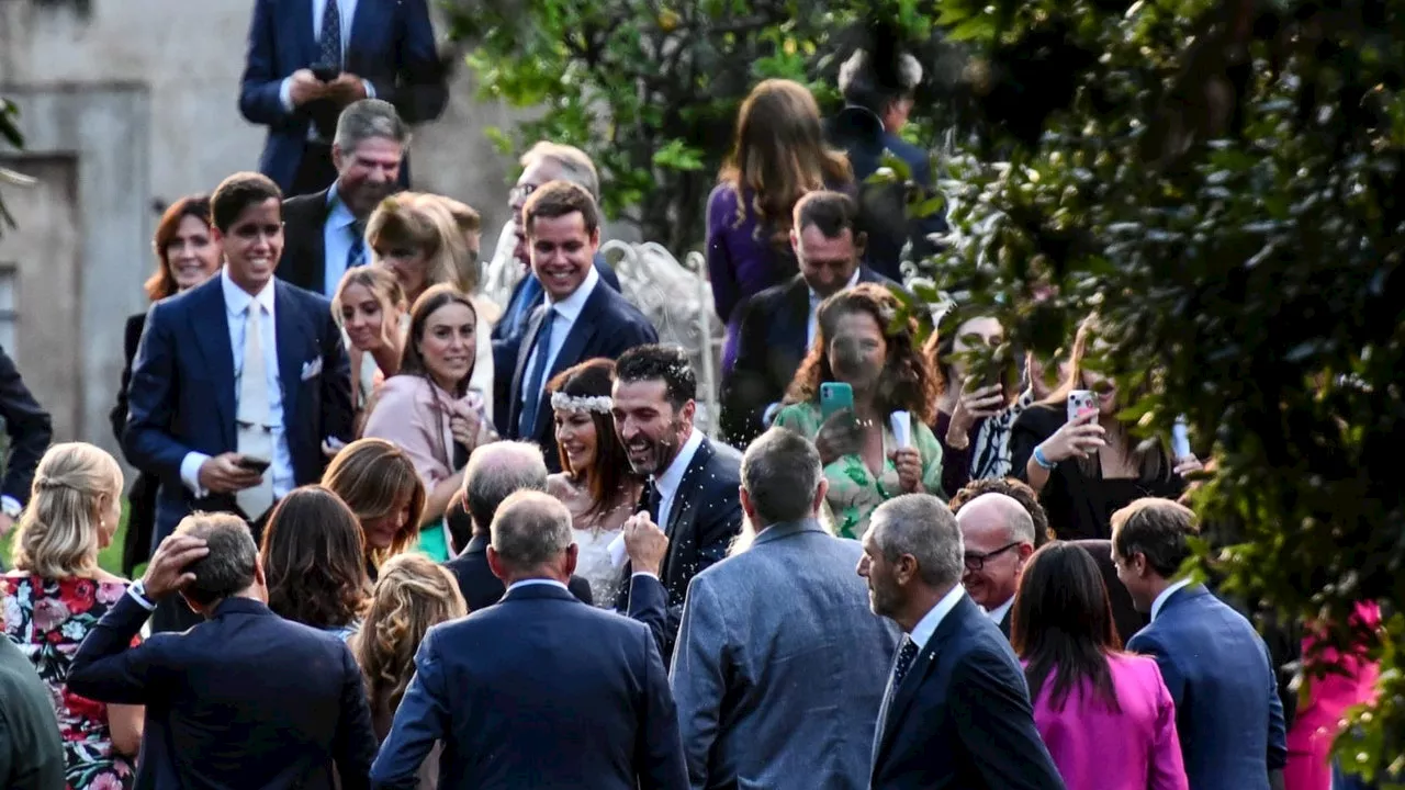 Gigi Buffon e Ilaria D'Amico sposi: tutti i dettagli e le foto del sì