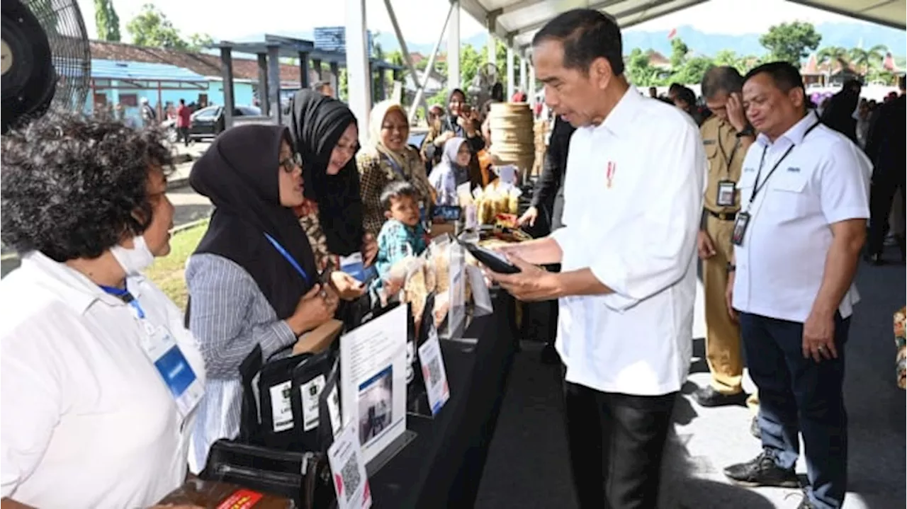 Jokowi Bentuk Holding UMi, 36,1 Juta Usaha Mikro Jadi Nasabah hingga UMKM Naik Kelas