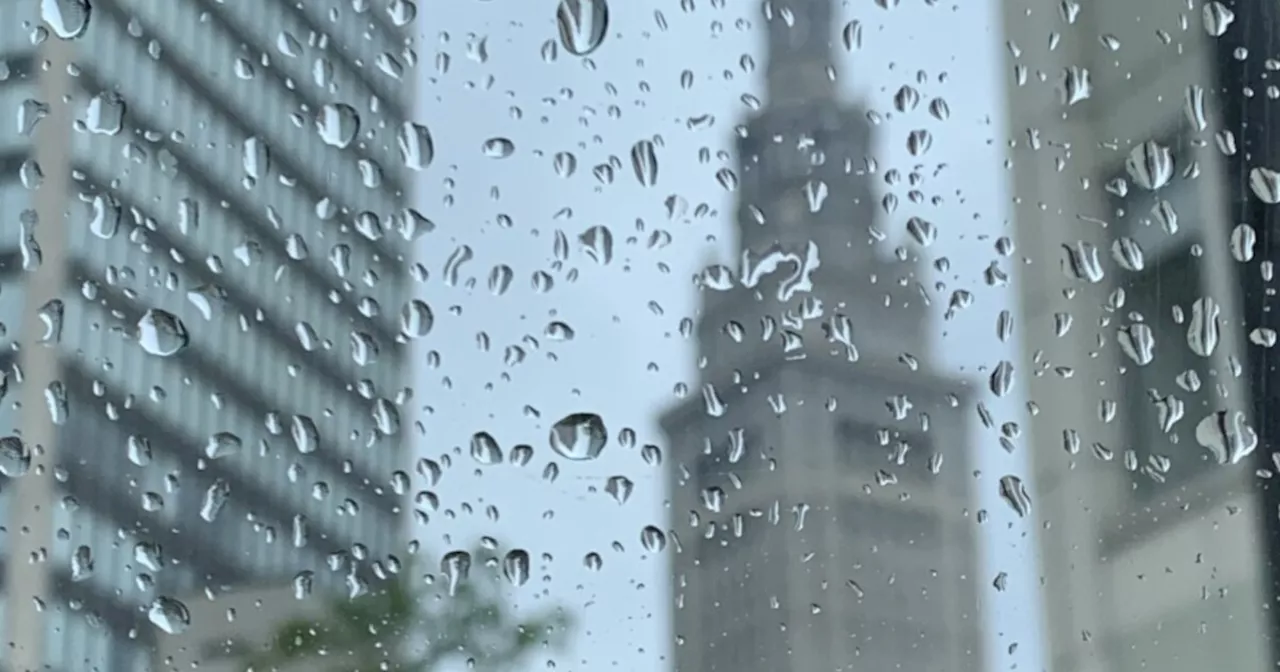 Gloomtastic! Plan for lingering on and off showers on Sunday