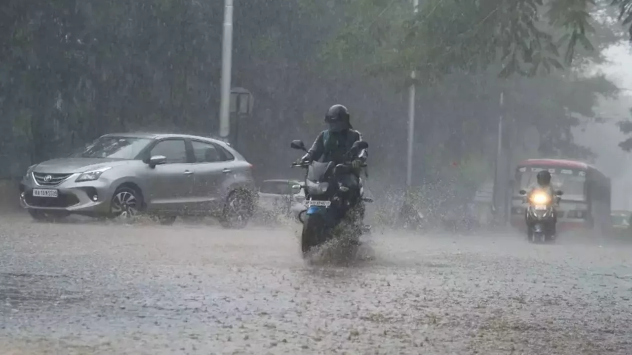 Rain Alert: गुजरात-राजस्थान-छत्तीसगढ़ समेत इन राज्यों में पूरे हफ्ते बारिश की संभावना, मौसम विभाग ने दी चेतावनी