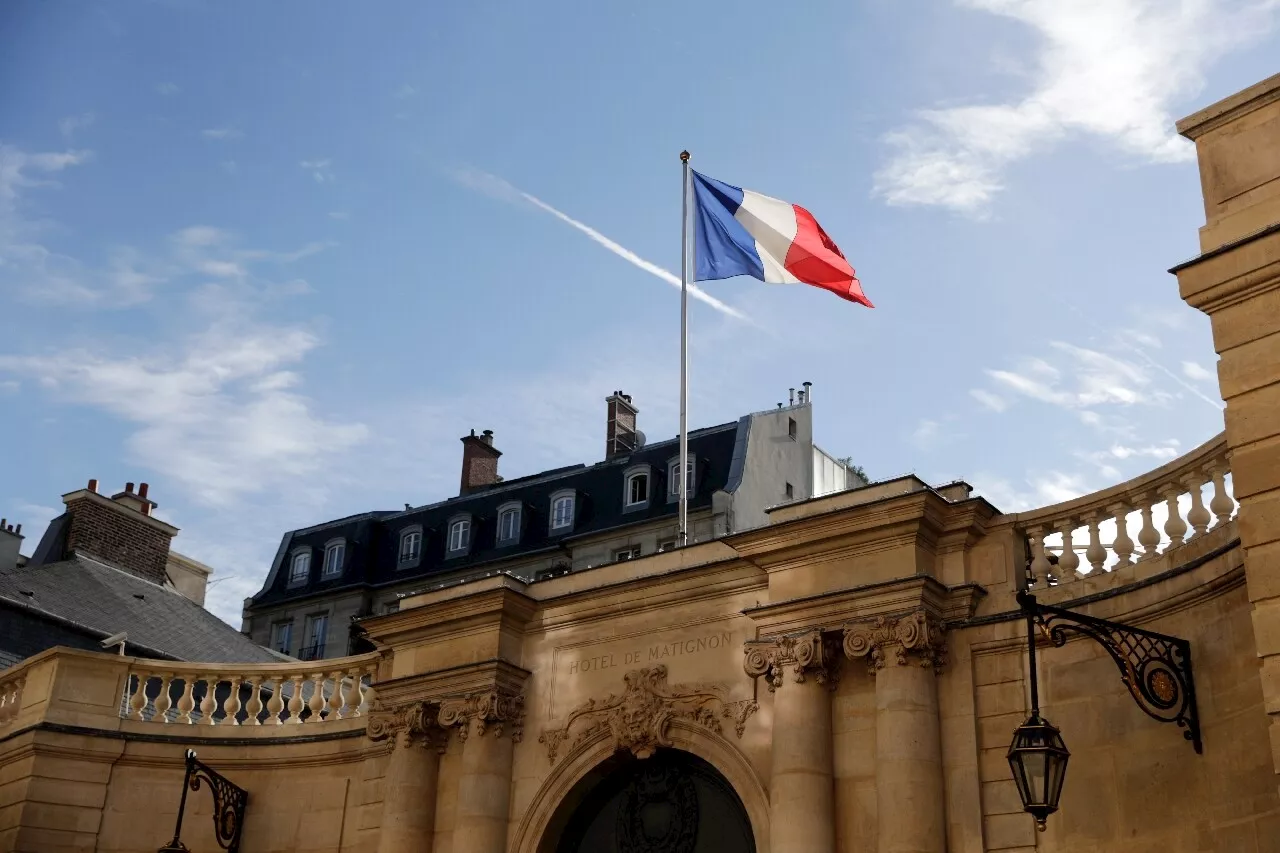 Xavier Bertrand, nouveau Premier ministre ? 'Un manque de respect envers les Français', dénonce le RN